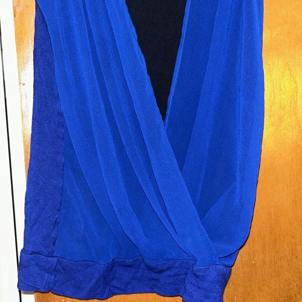 Express Top - Picture 2 of 5